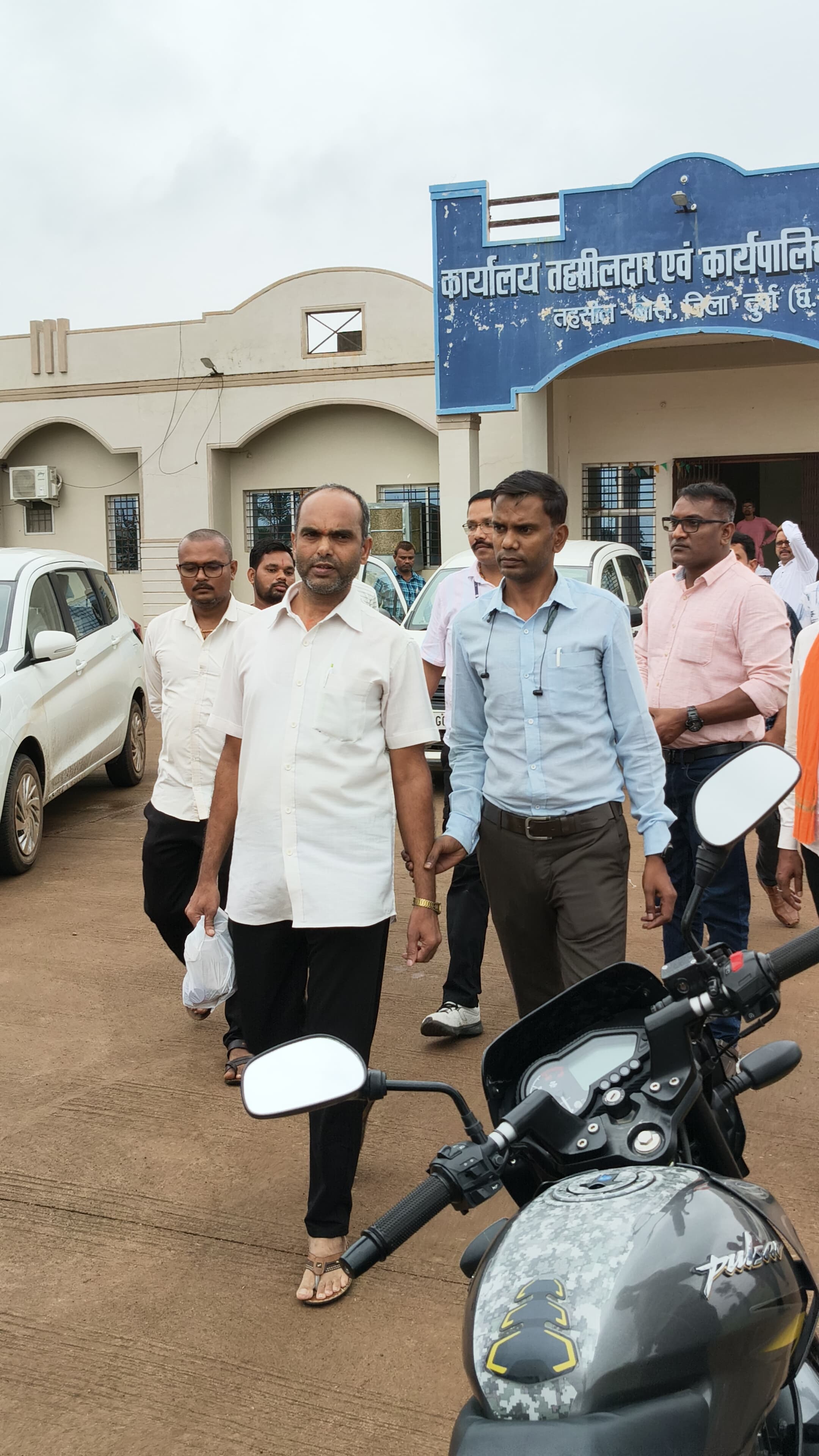 बोरी तहसील में एसीबी का छापा, रंगे हाथ पकड़ा बाबु